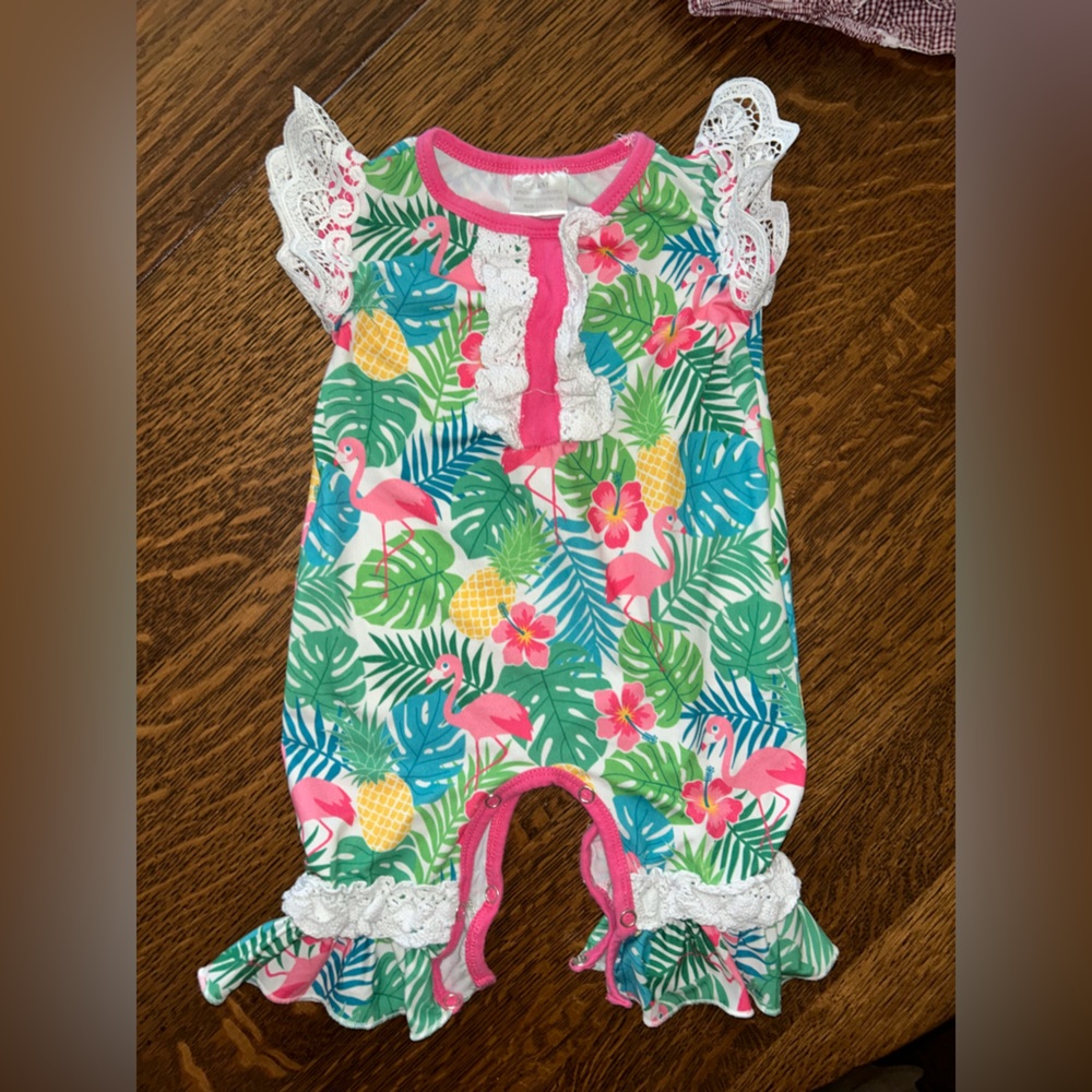 Infant girls romper